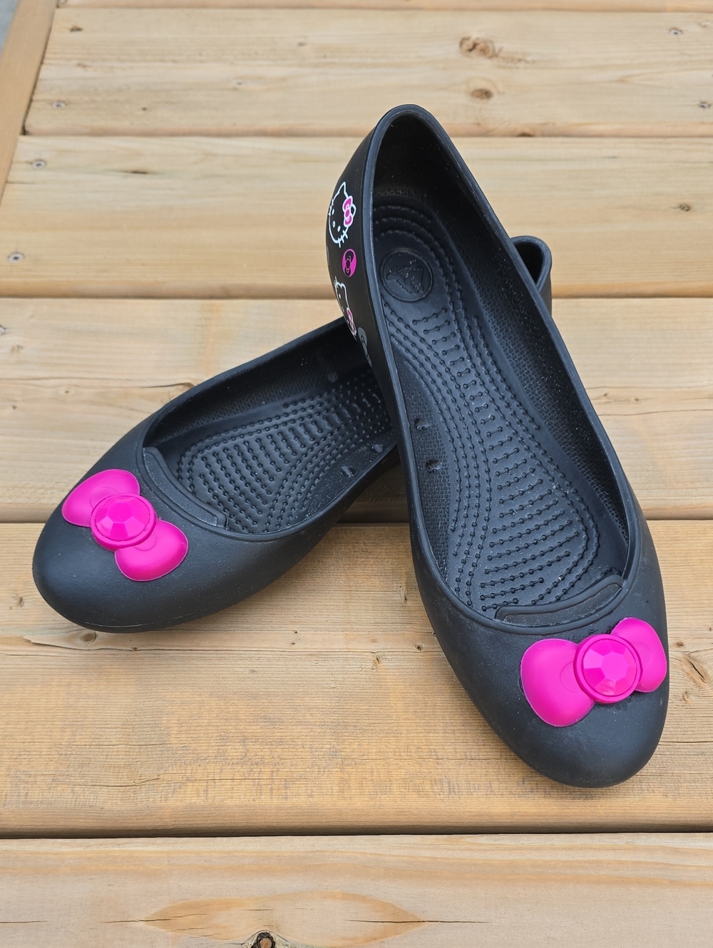 Rare Vintage Hello Kitty Crocs McCall Ballet Flats Black Pink Size 8